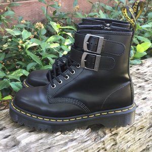 DR MARTENS | 1460 Black Leather Boots